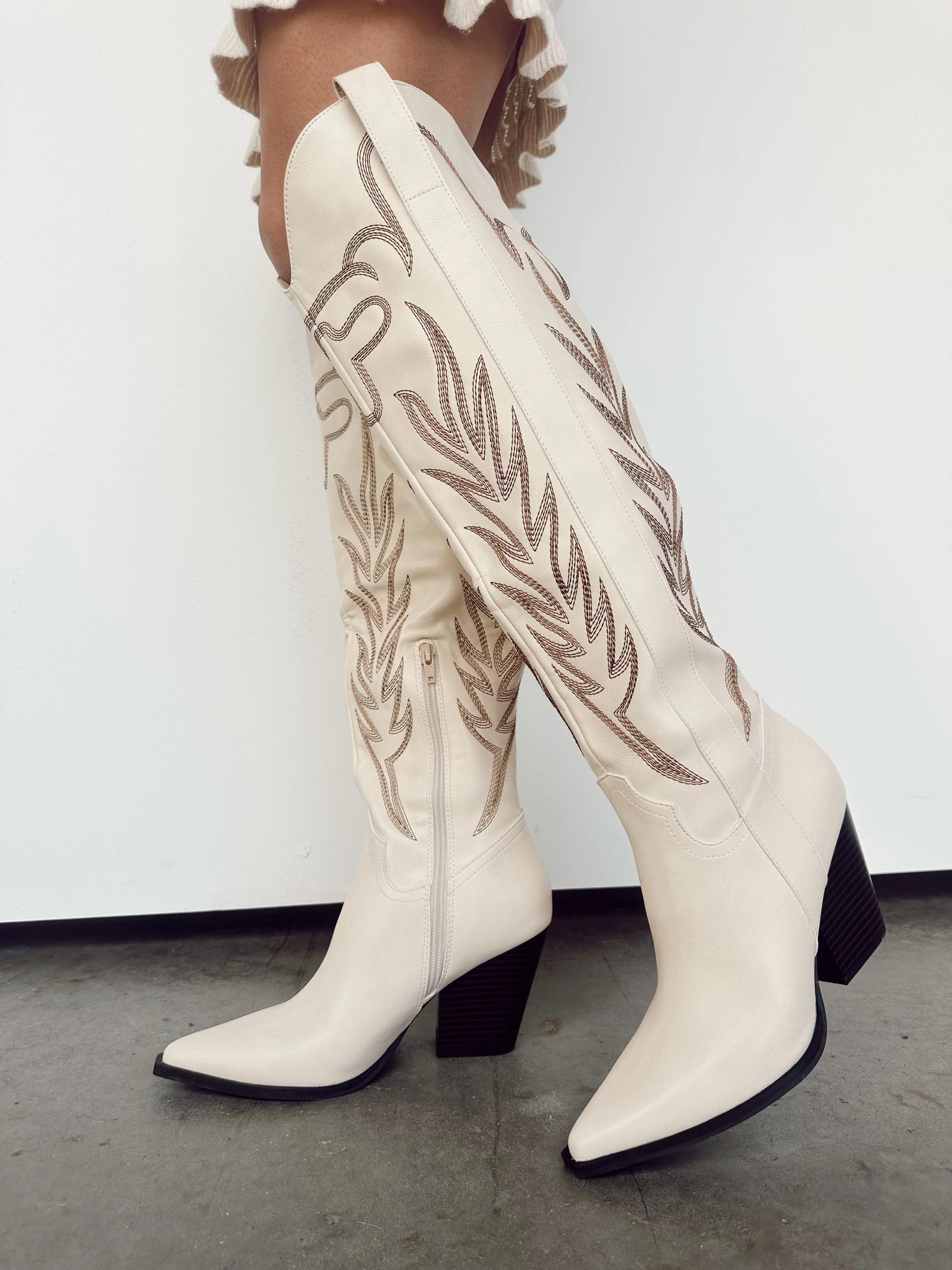 Bronco Cowgirl Boot - Image 11