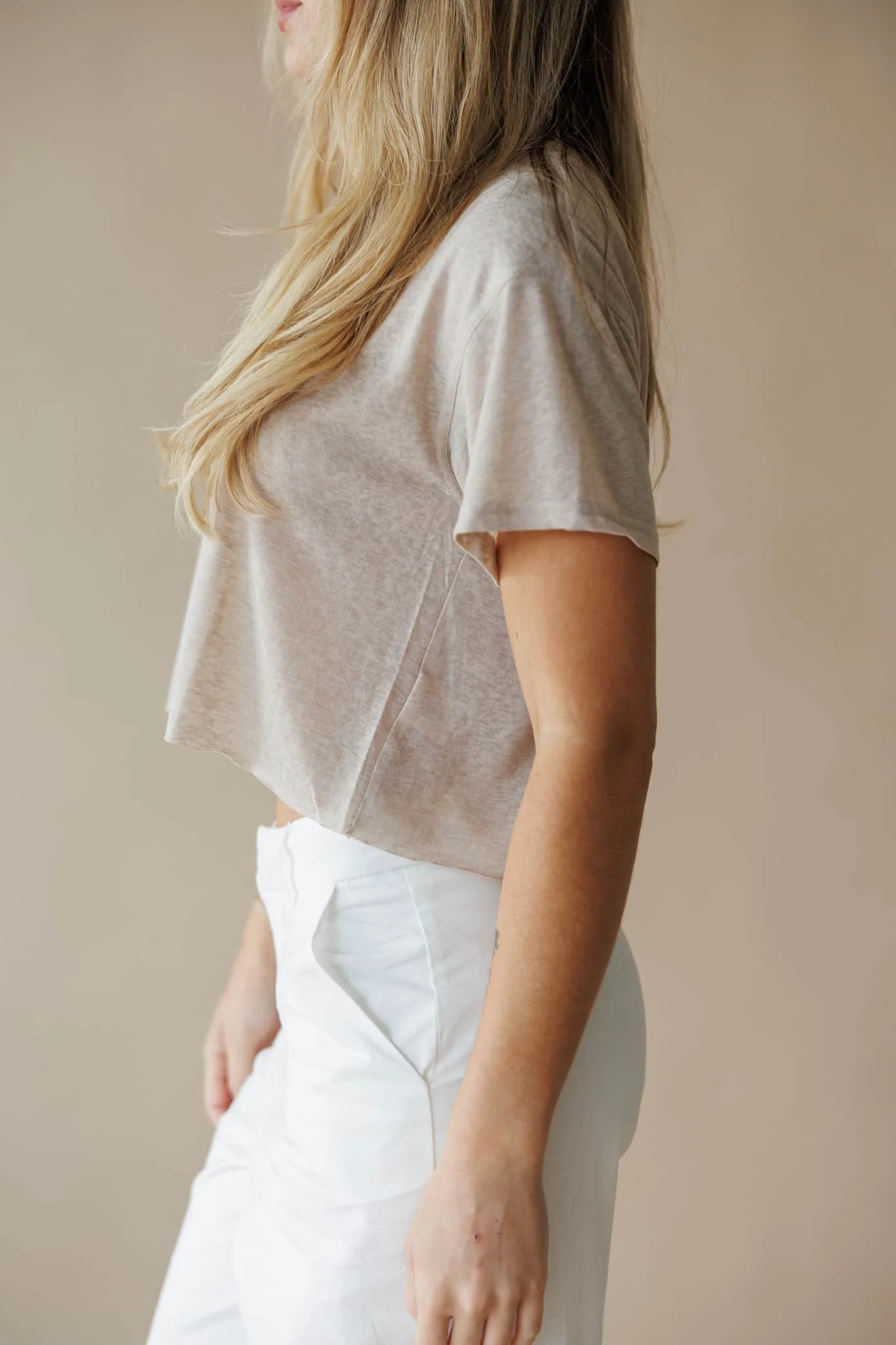 Cropped Raw Hem Tee - Image 3