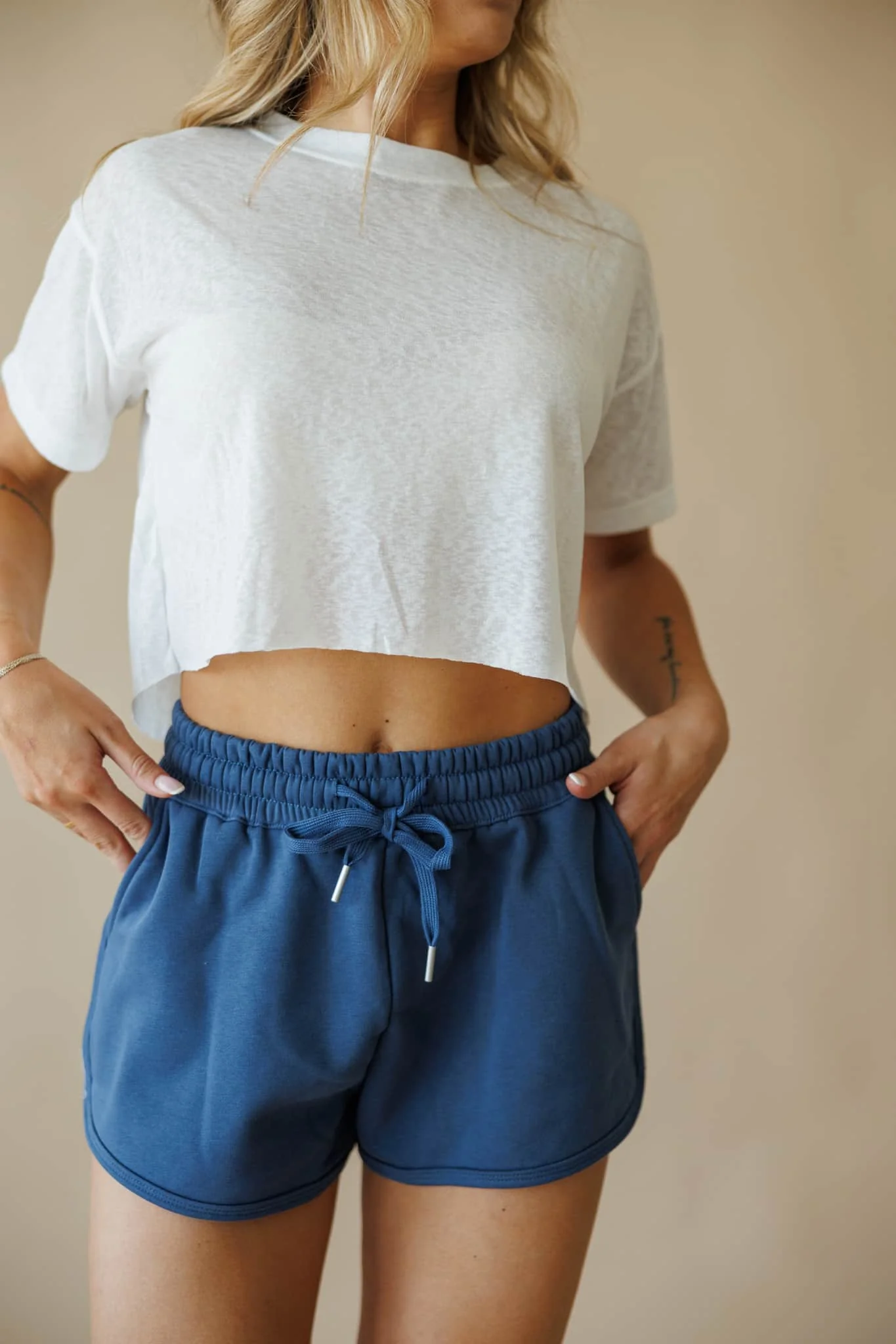 Cropped Raw Hem Tee - Image 6