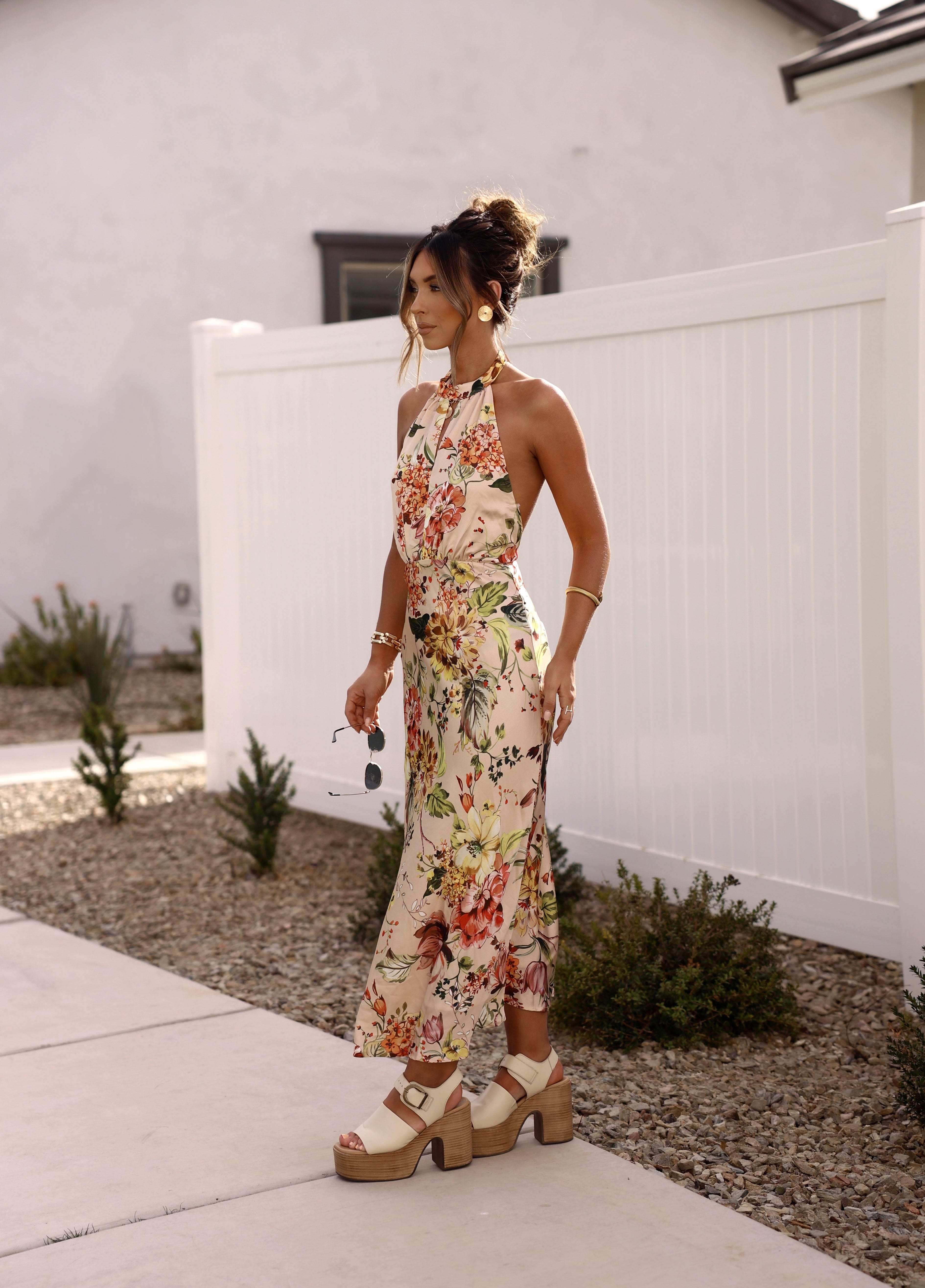 Floral Embrace Maxi Dress - Image 3