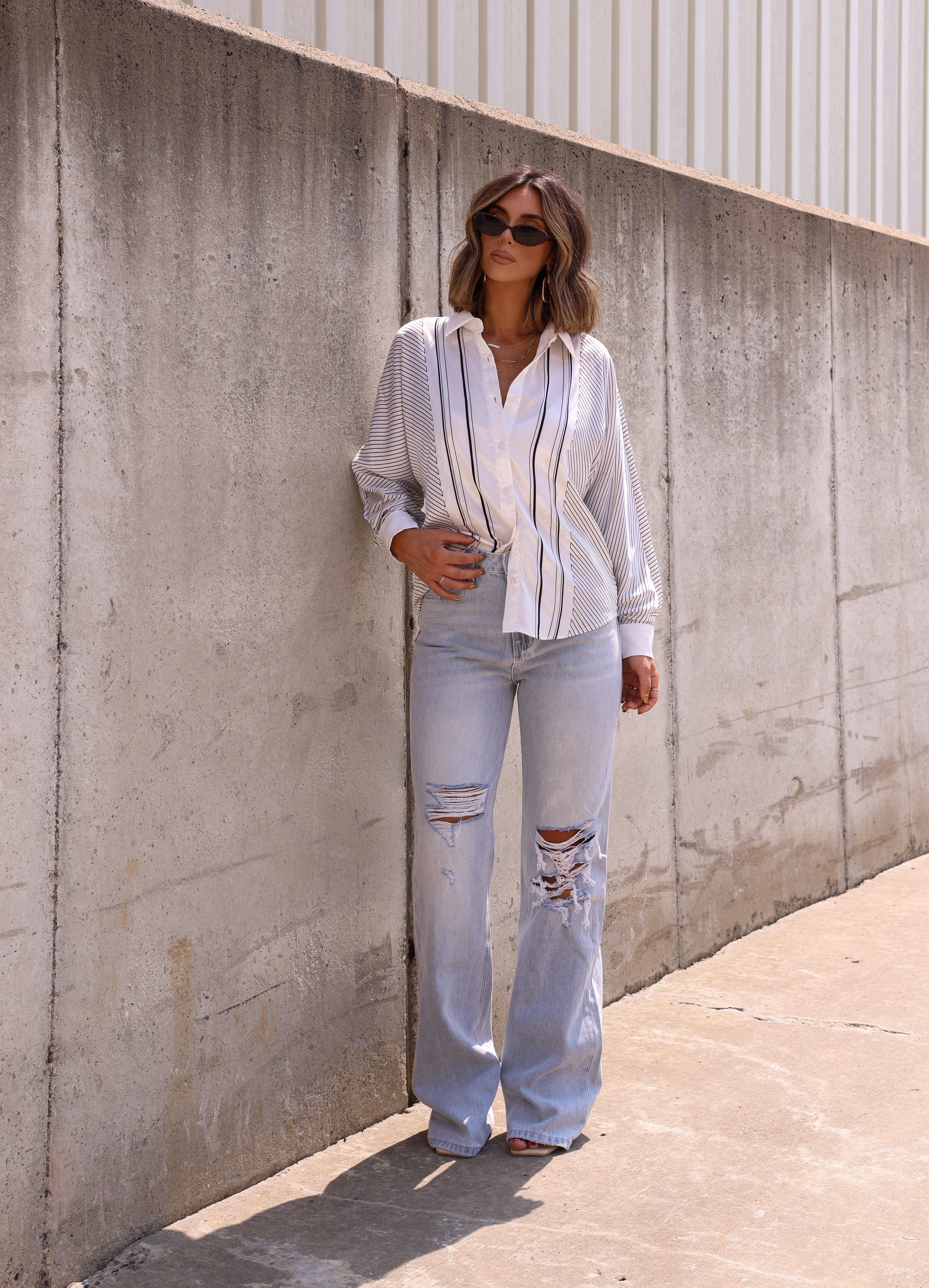 Light Wash 90's Flare Denim - Image 5