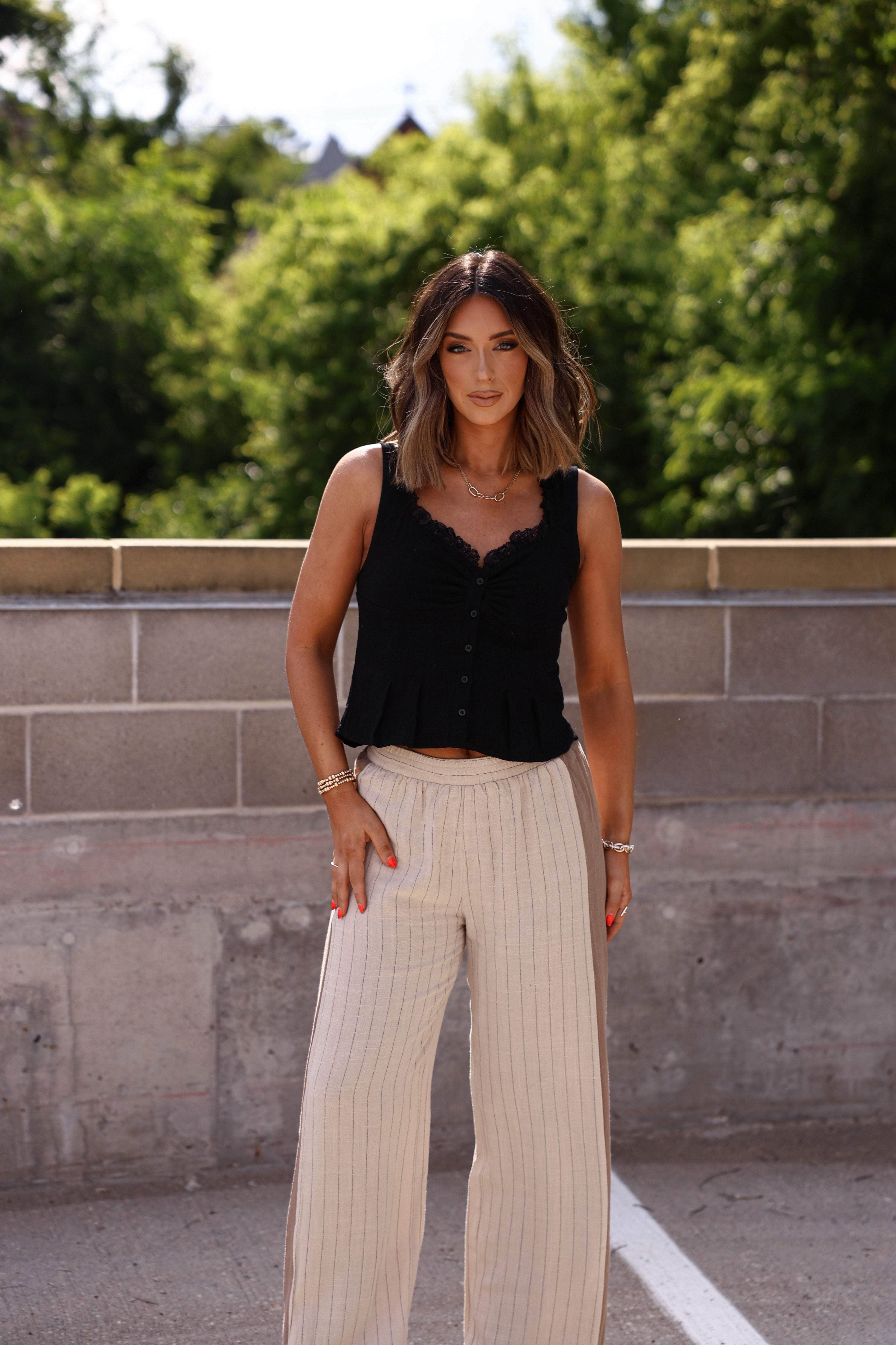 Linen Lace Pleated Tank - Image 5