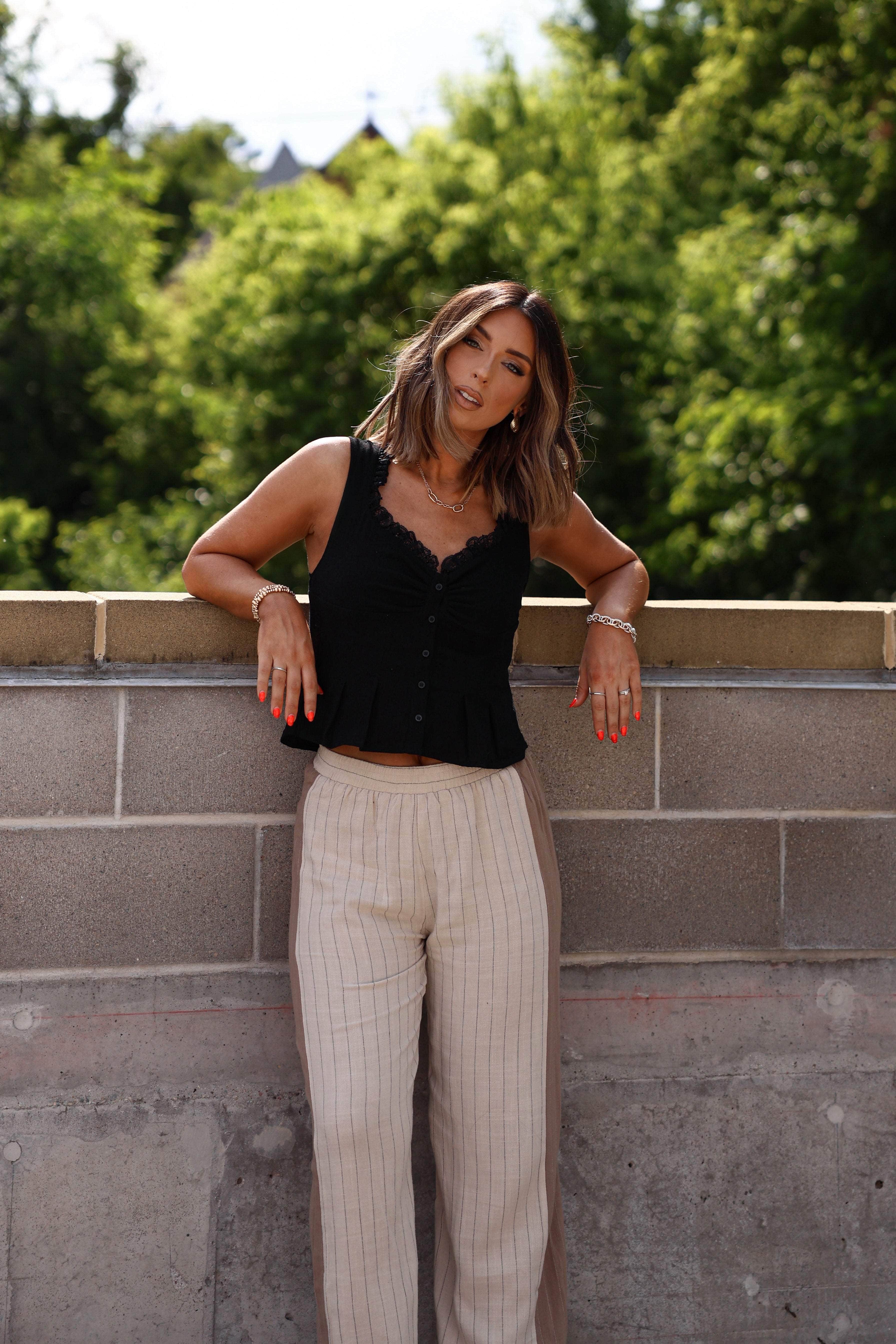 Linen Lace Pleated Tank - Image 8