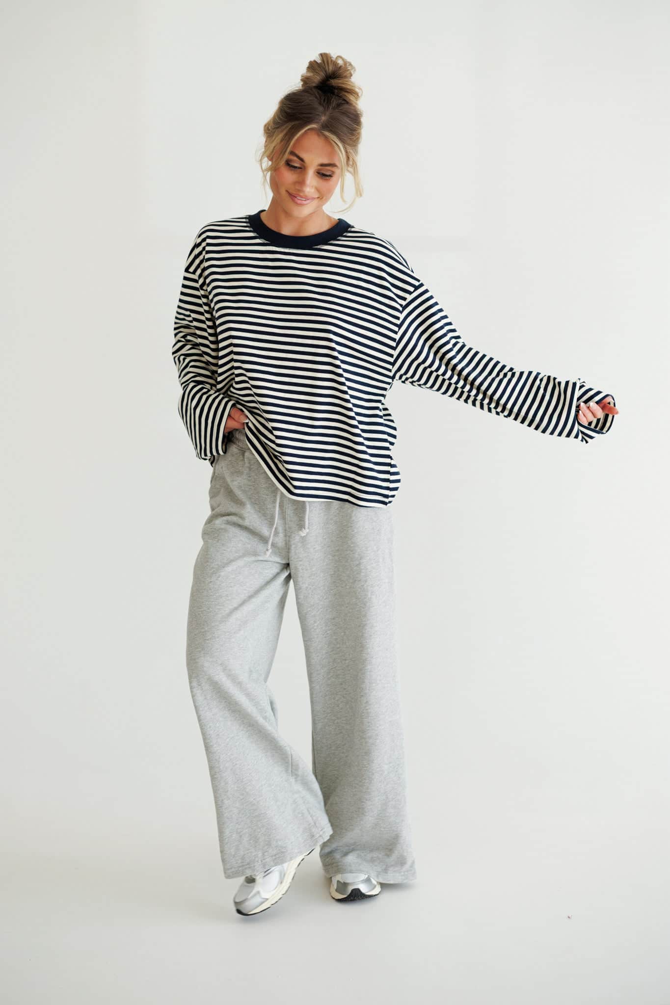 Oversized Striped Basic Tee - Image 5