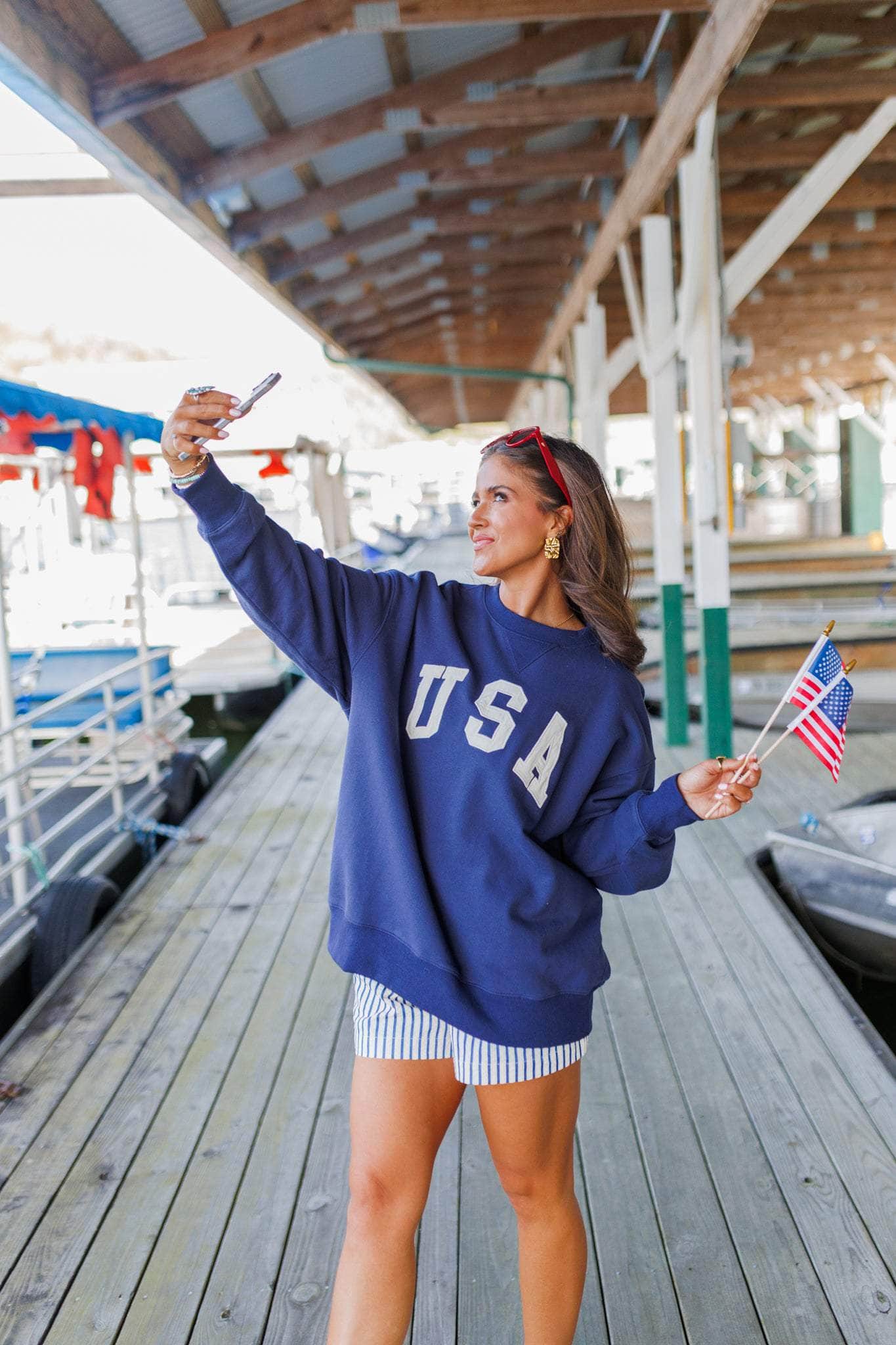 Oversized USA Pullover - Image 11