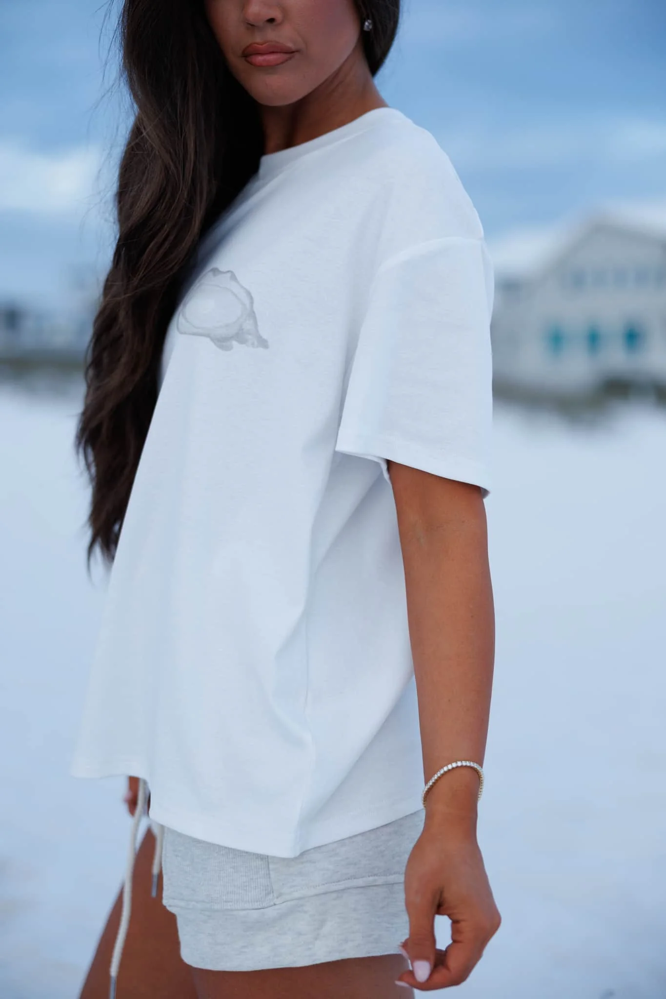 Oyster Print Graphic Tee - Image 3
