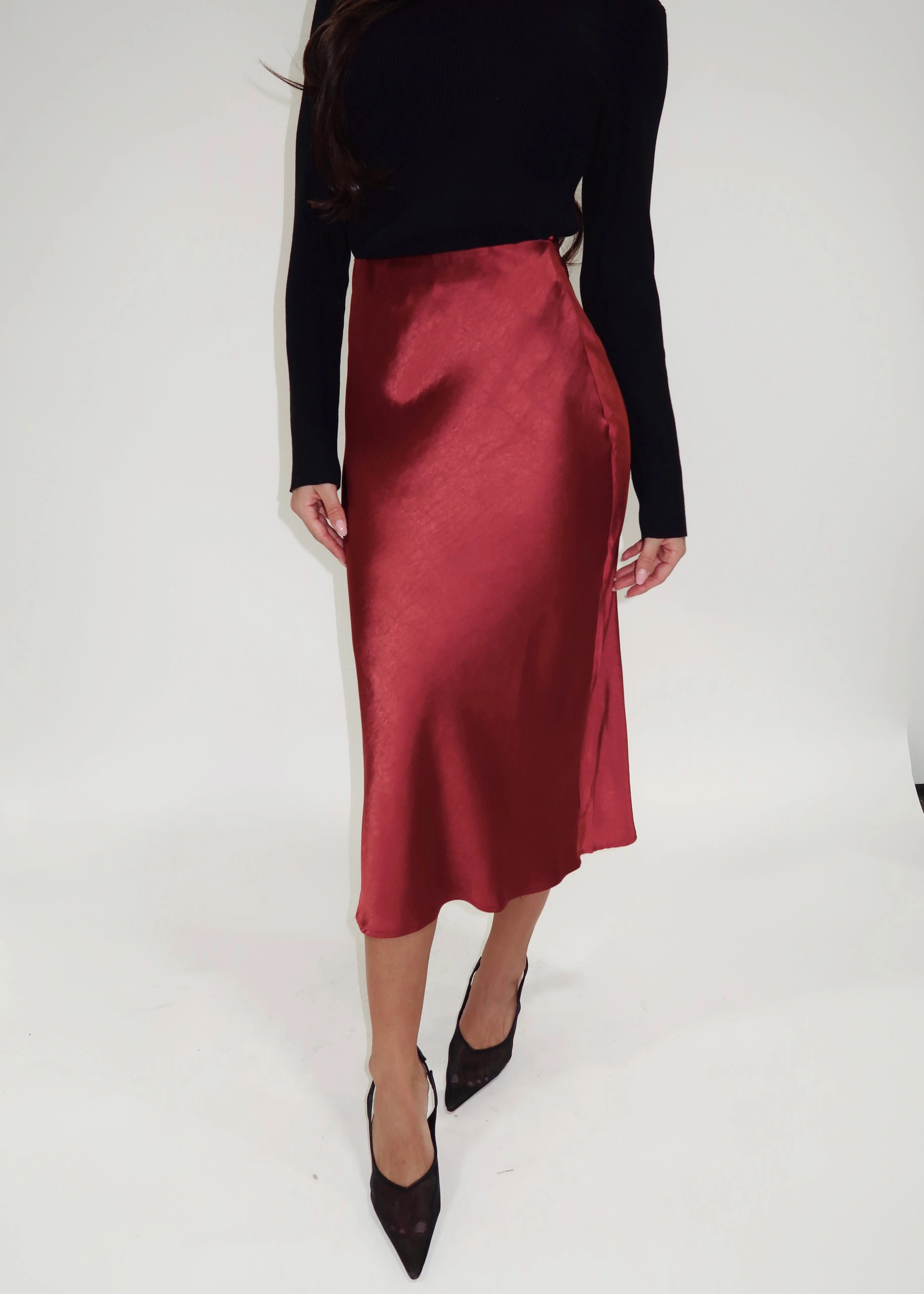 Sleek Satin Skirt - Image 13