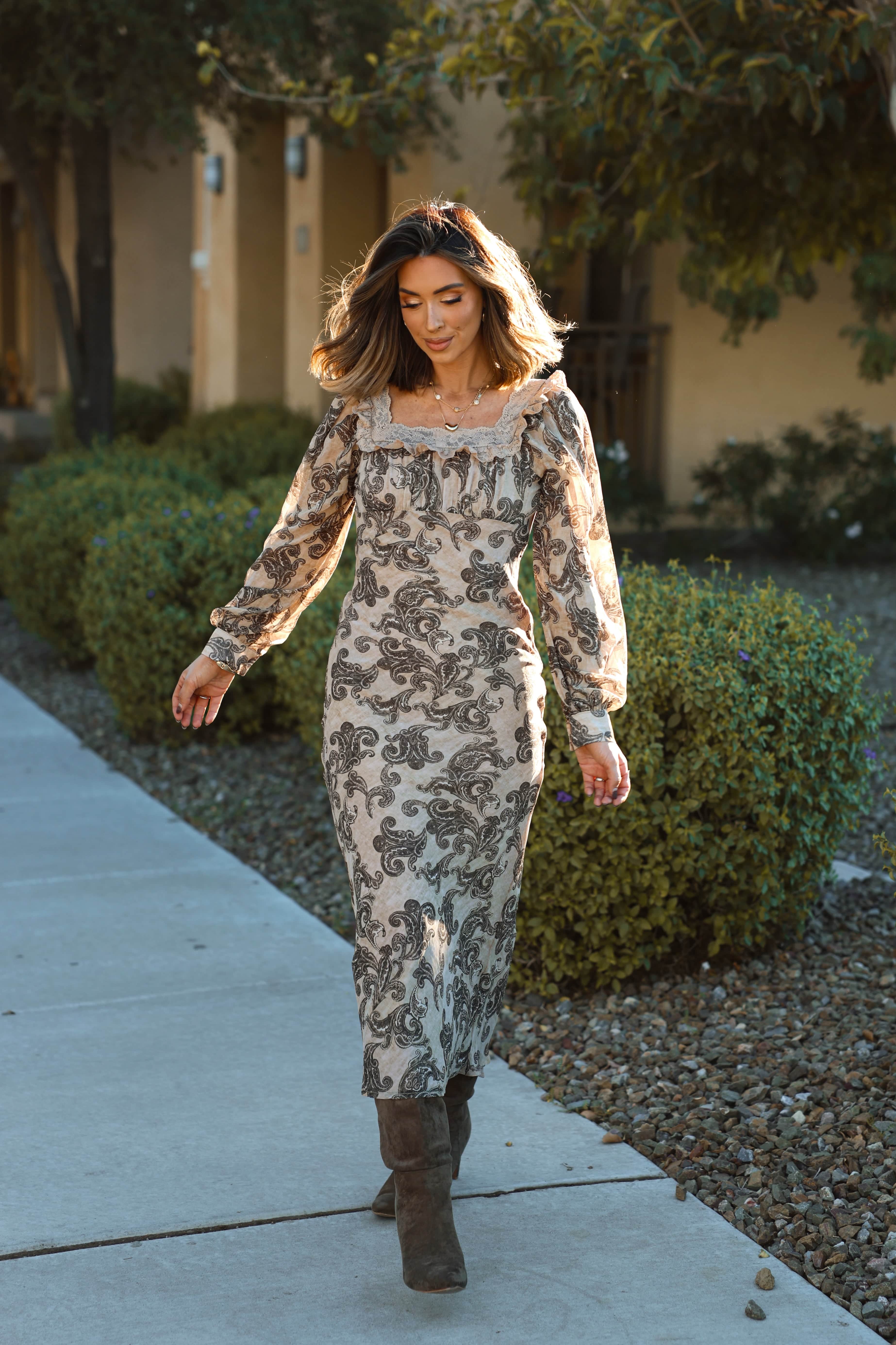 Tan Paisley Print Maxi Dress - Image 4
