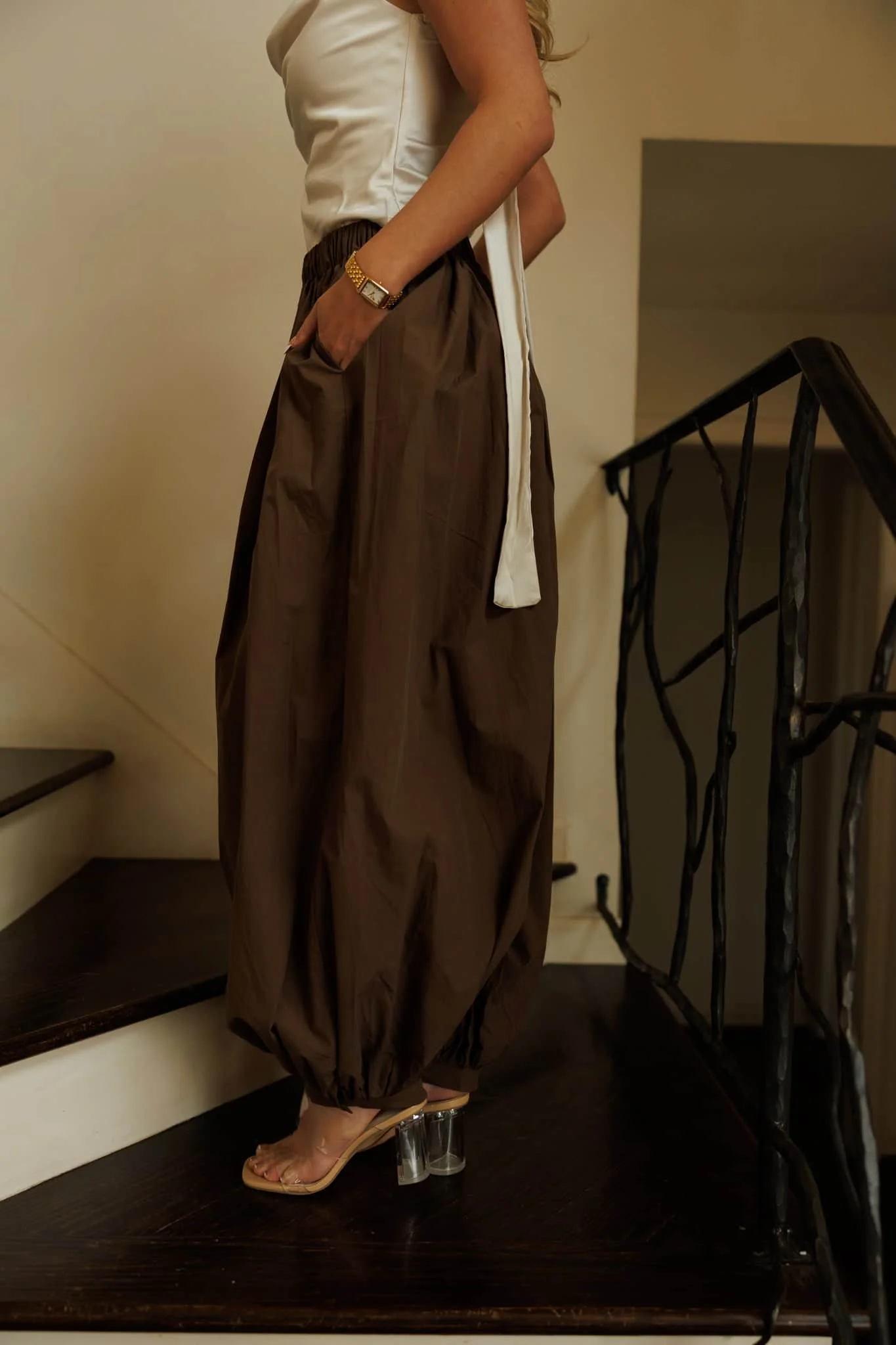 Woven Balloon Harem Pants - Image 10